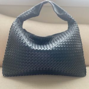 WOVEN TOTE BAG VEGAN LEATHER - FOREST BLACK